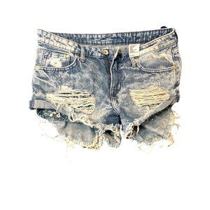 Distressed Jean Shorts - Daisy Duke (H&M, US 6, EURO 36)